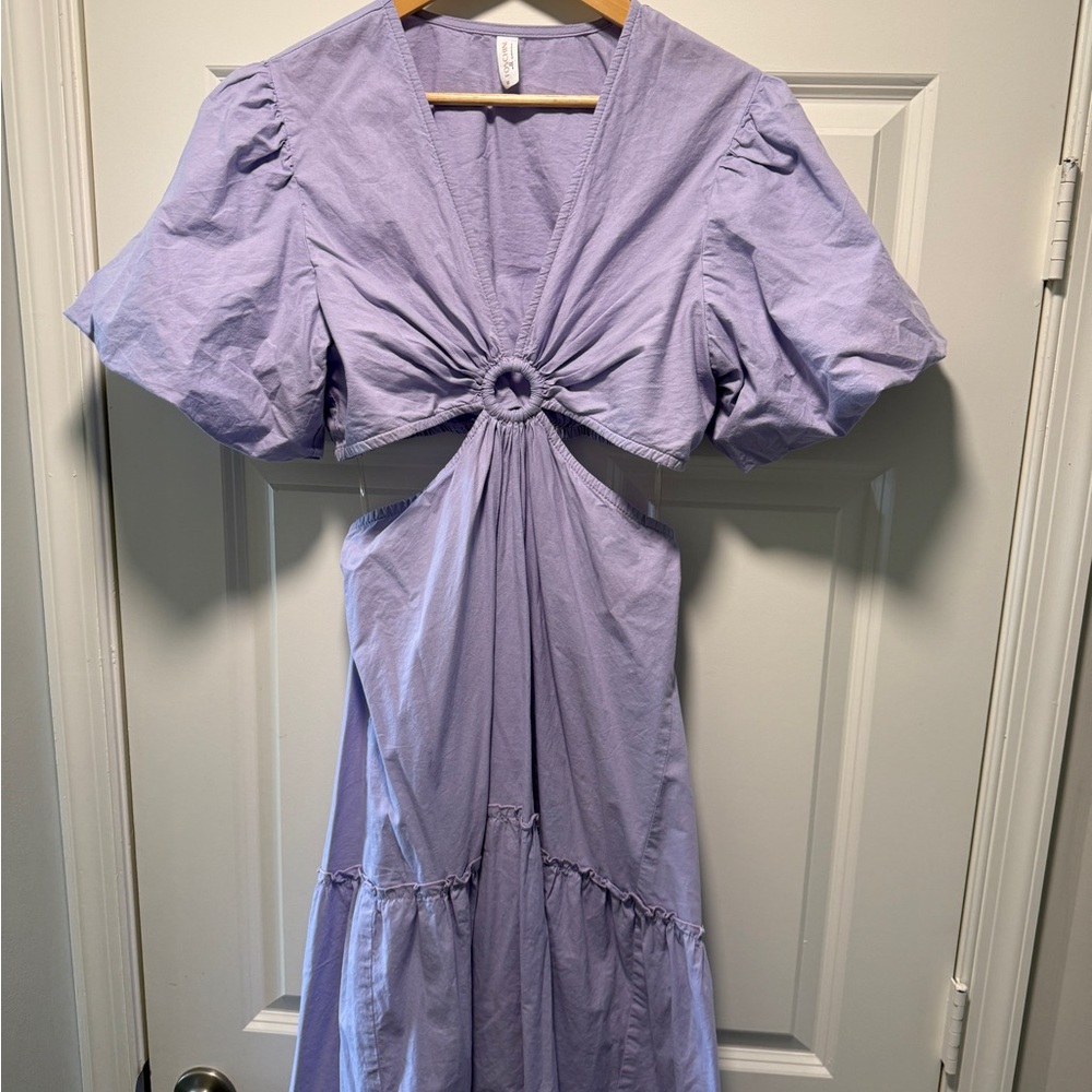 Lavender Tiered Maxi Dress with Front Ring & Puff Sleeve open back 100% cotton - Picture 3 of 13